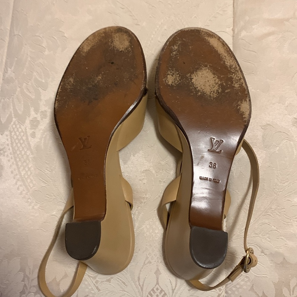 Louis Vuitton Wedge Sandals with Leather Straps and Adjustable Ankle Closure - Picture 14 of 16